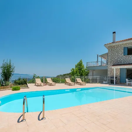 Violitzis וילה *