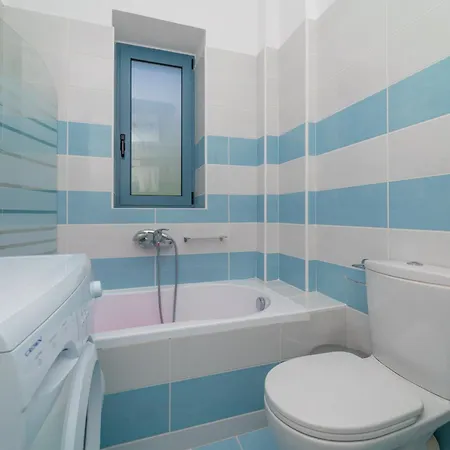 וילה Violitzis *